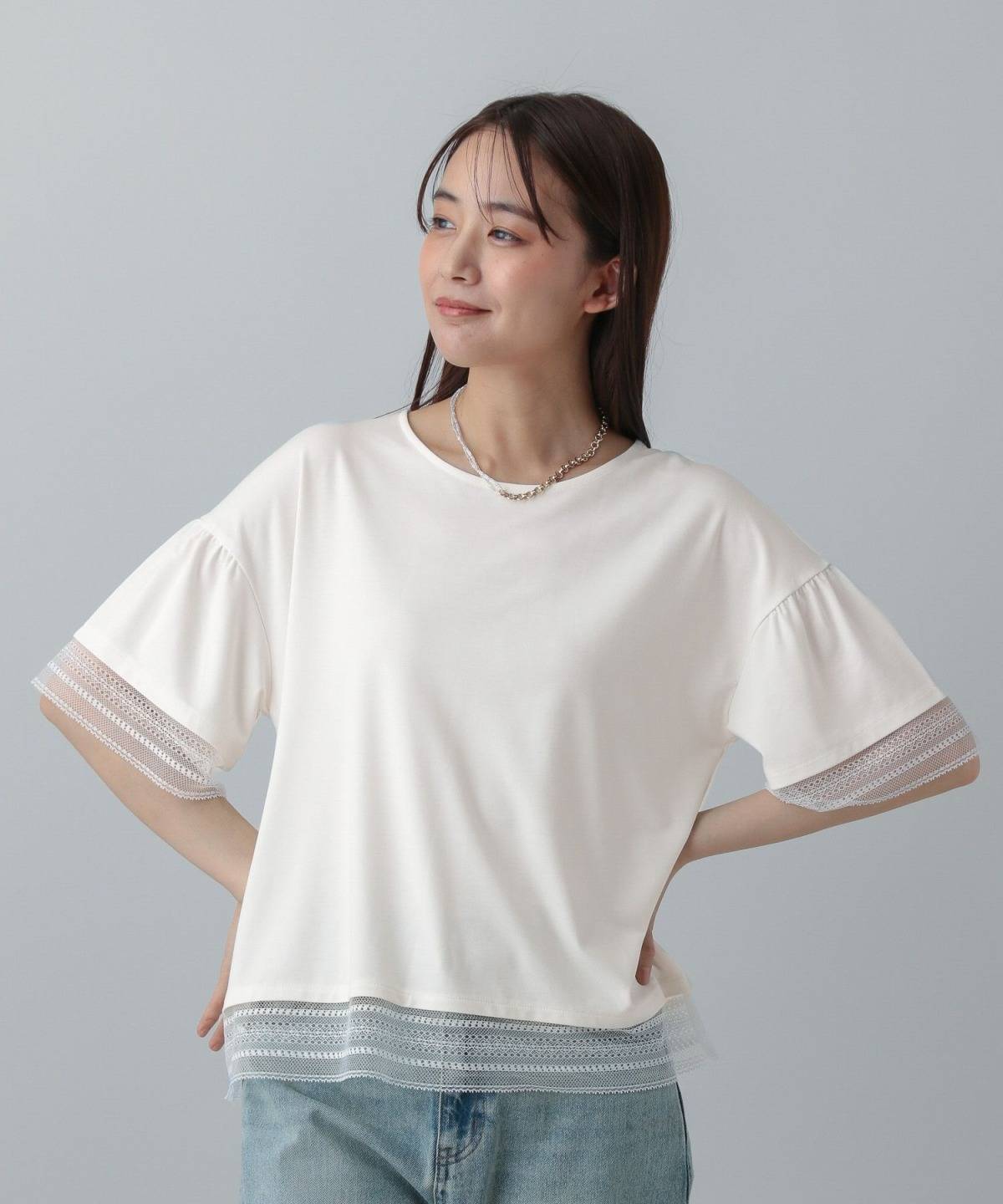 夏の涼しげトップス