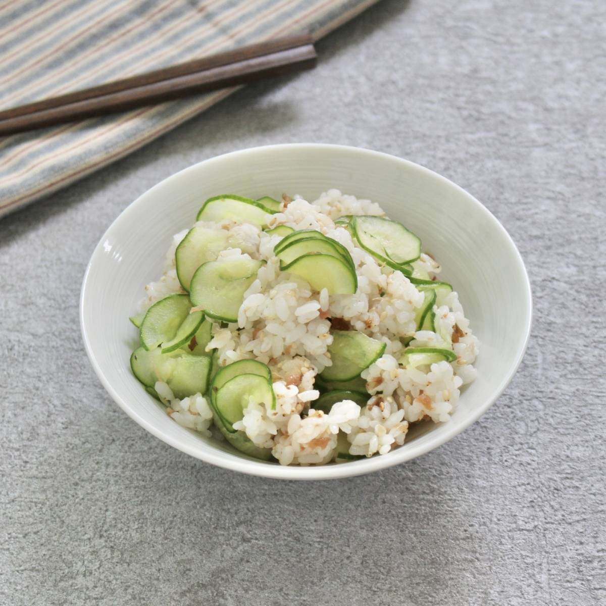 JAグループ公式の「きゅうりと梅のご飯」のレシピ