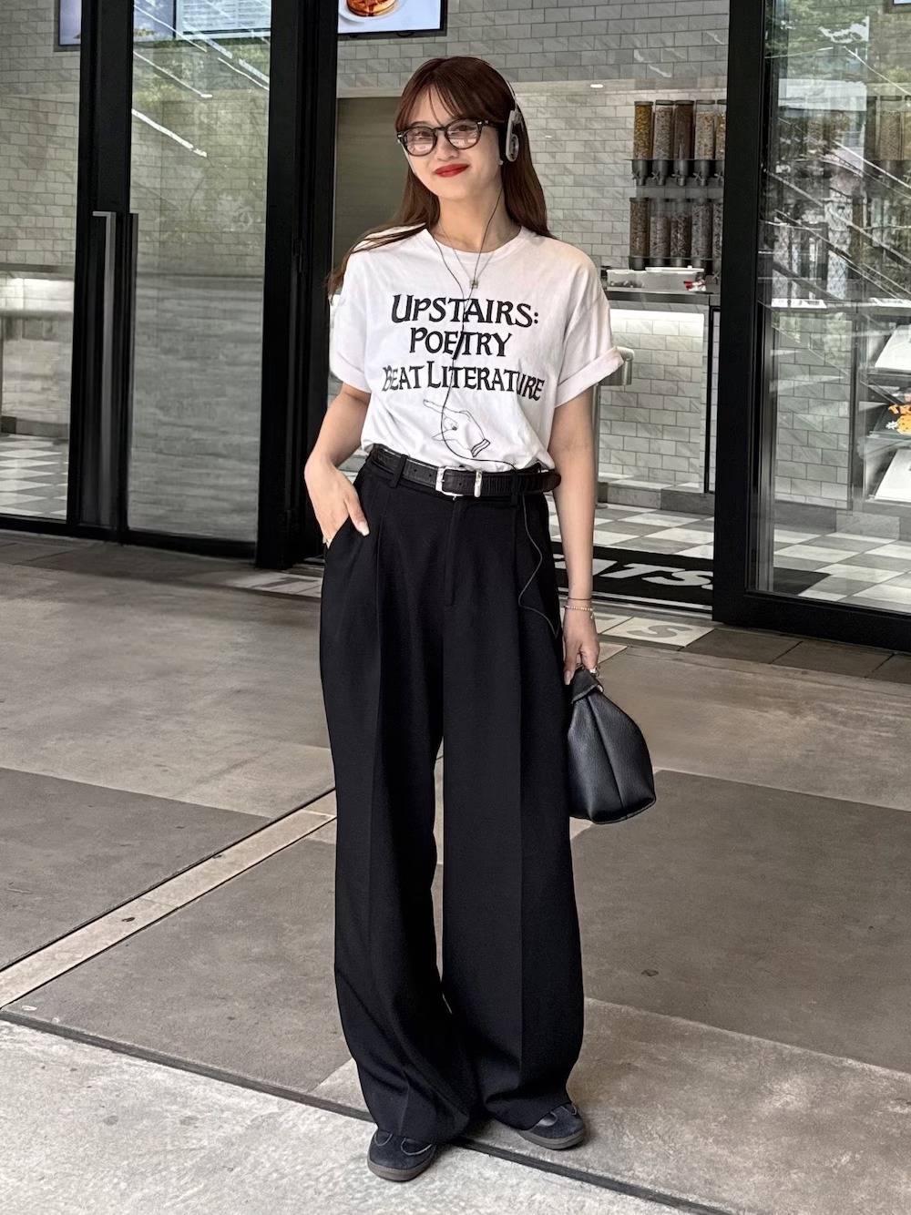 ロゴTシャツはウエストインが◎