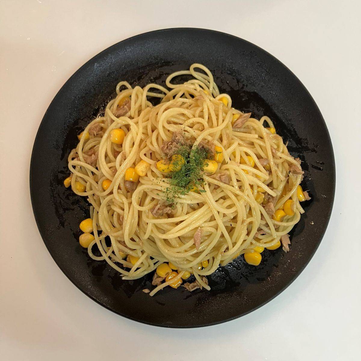 マ・マー公式の「子供も喜ぶ！ツナとコーンのバターしょうゆパスタ」のレシピ