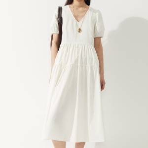 【H&M】夏コーデが1枚で決まる♡注目度高めの「華やかワンピース」5選