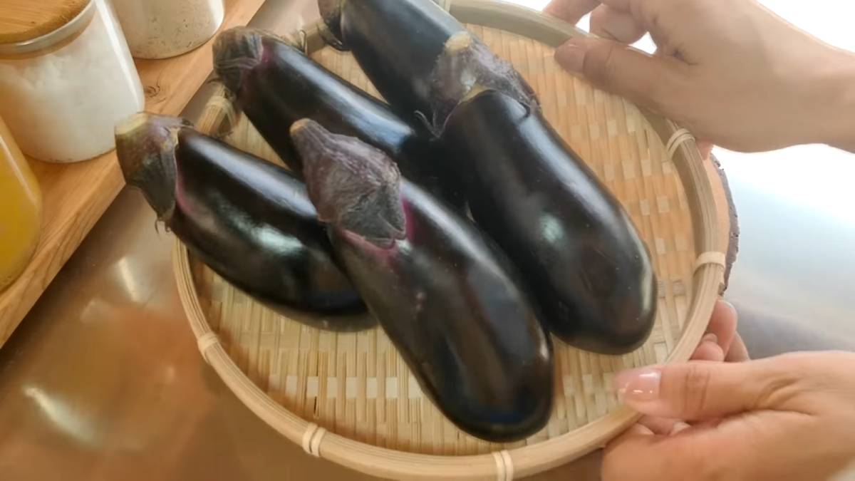 なす