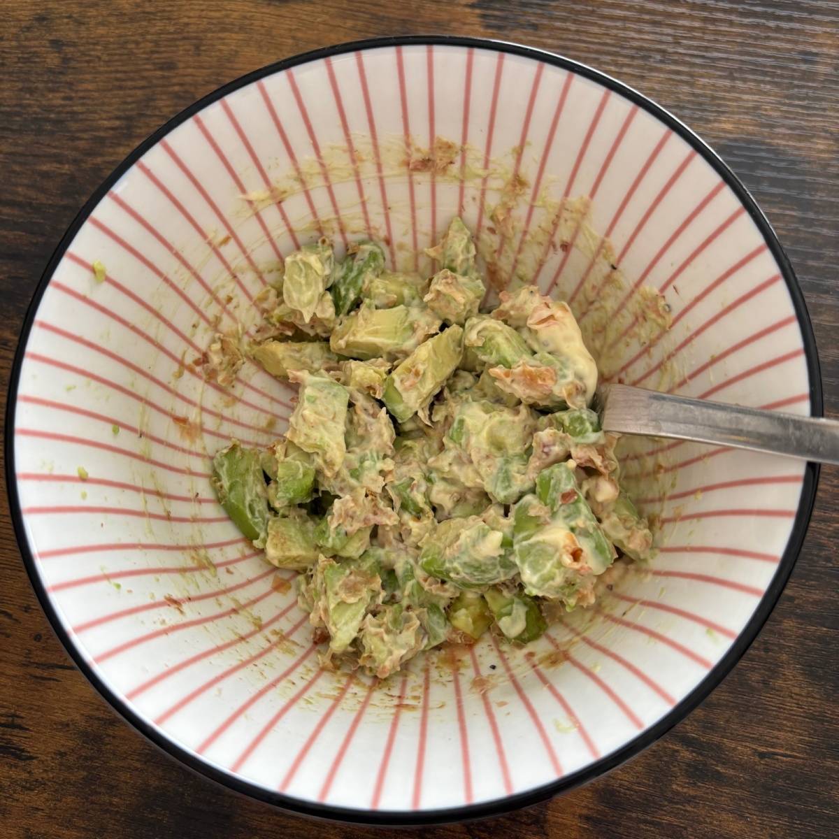 フジパン公式の「アボカドおかかチーズ」のレシピ