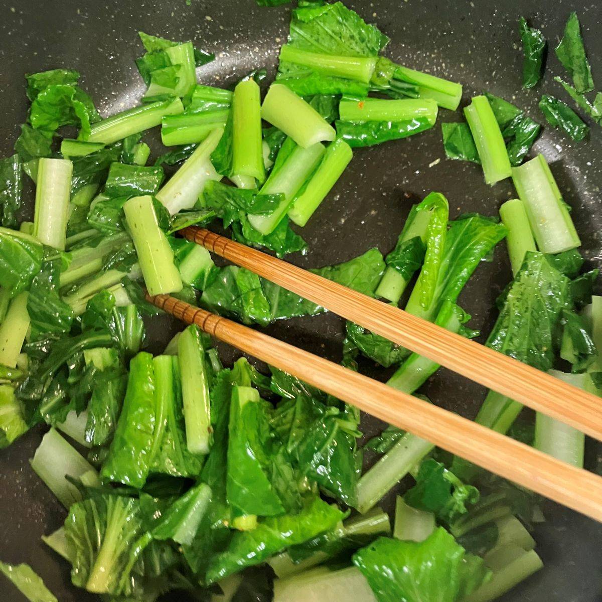森永公式の「つい余ってしまった野菜救済！おやさいケークサレ」のレシピ
