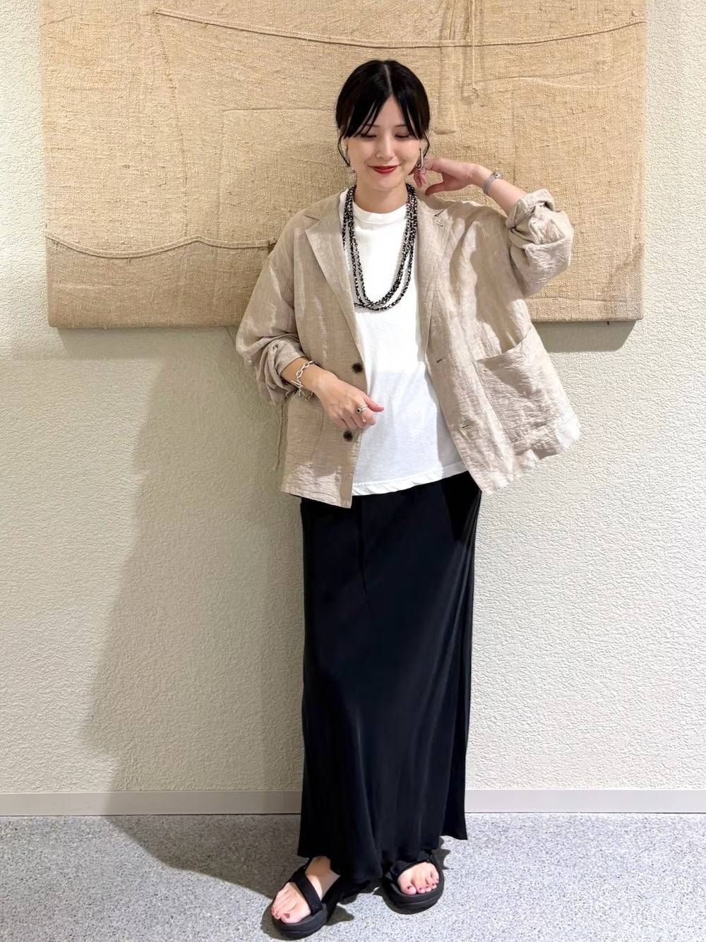 ネックレスをアクセントに♡