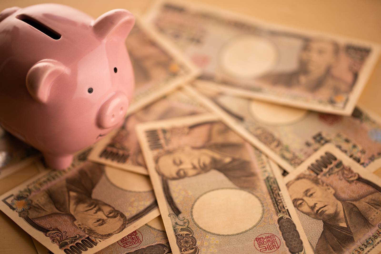 貯金箱とお金