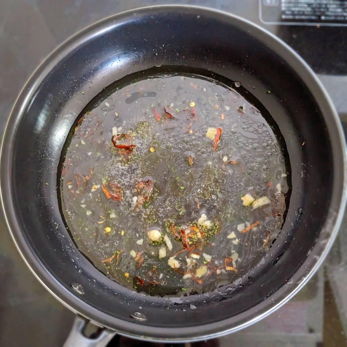 マ・マー公式の「スパゲティ・アーリオ・オーリオ・ペペロンチーノ」のレシピ