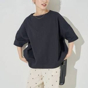 いま買って秋まで使える♡体型カバーが叶う「ゆるトップス」特集