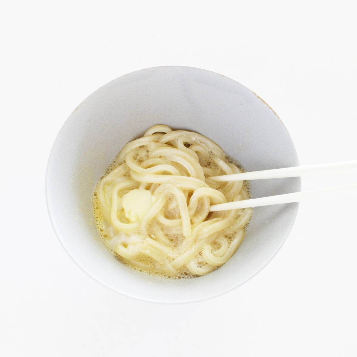 ニッスイ公式の「かま玉活ちくわうどん」のレシピ