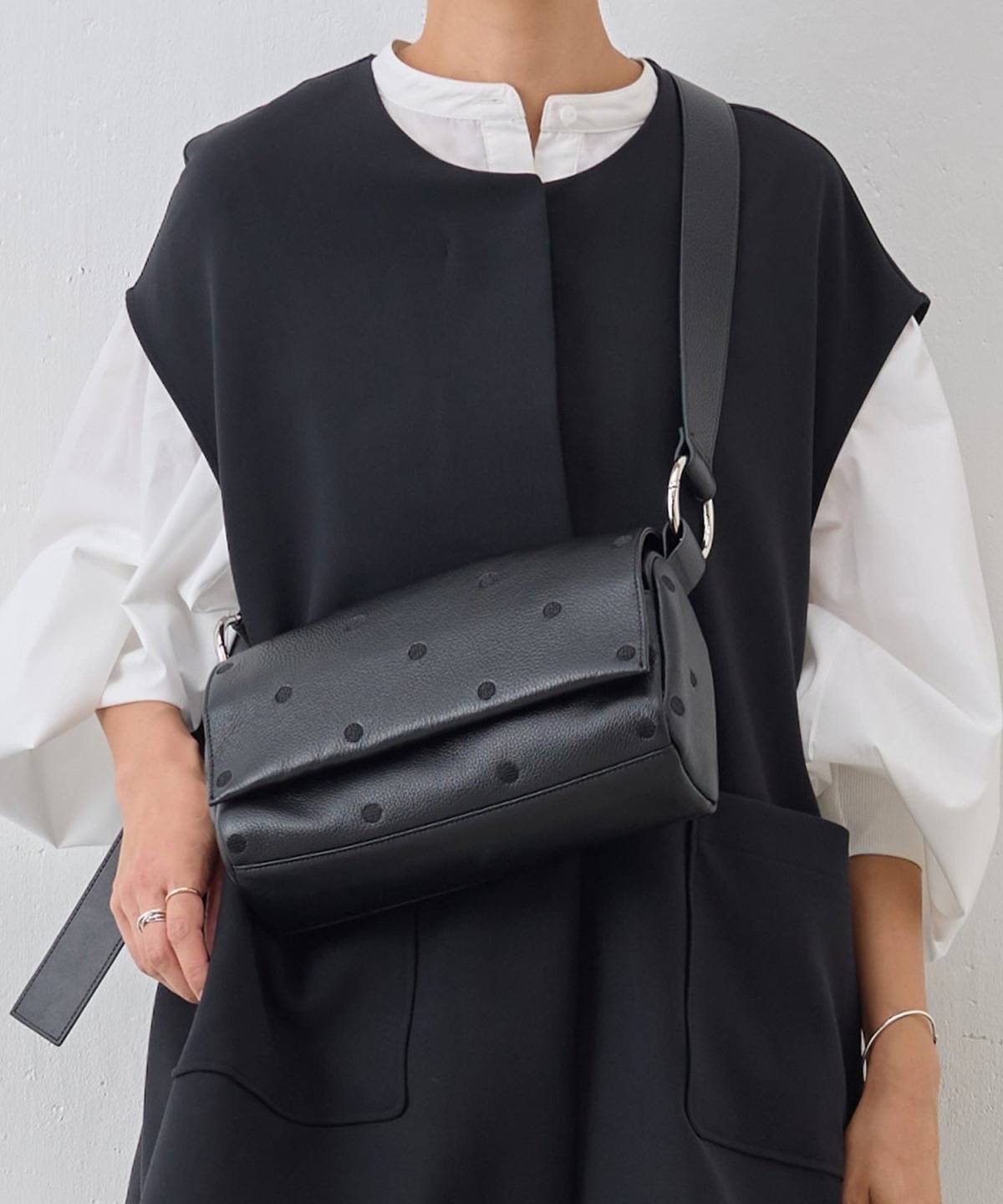 BEARDSLEY NEWボディバッグ