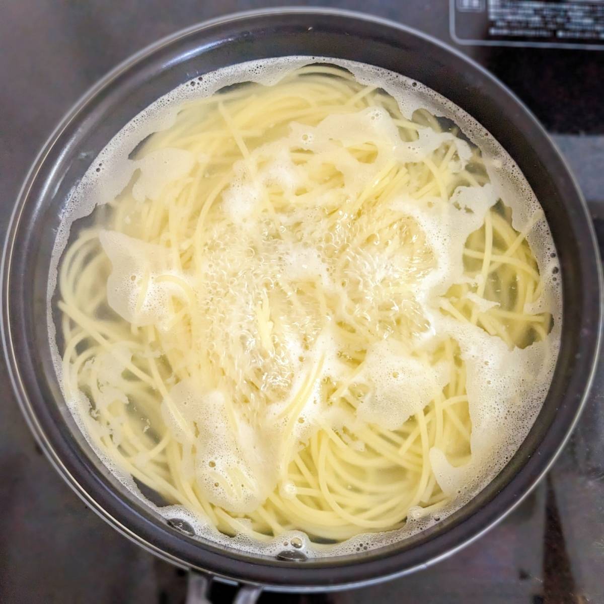 マ・マー公式の「スパゲティ・ポモドーロ」のレシピ