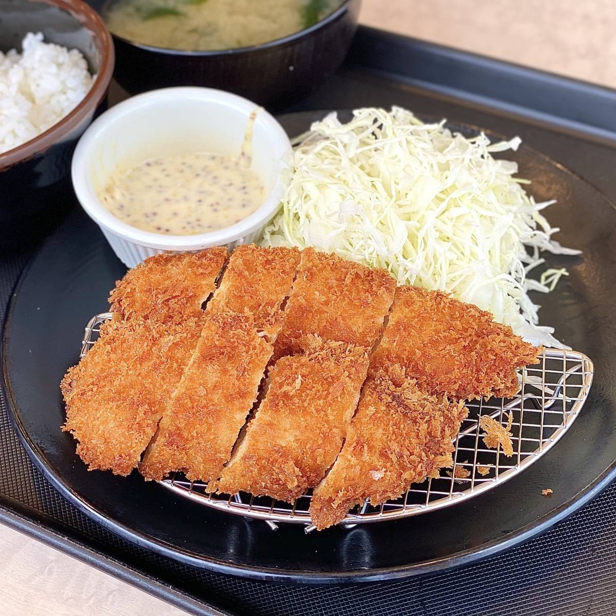 松のやの「粒マスタードマヨチキンむねかつ定食」