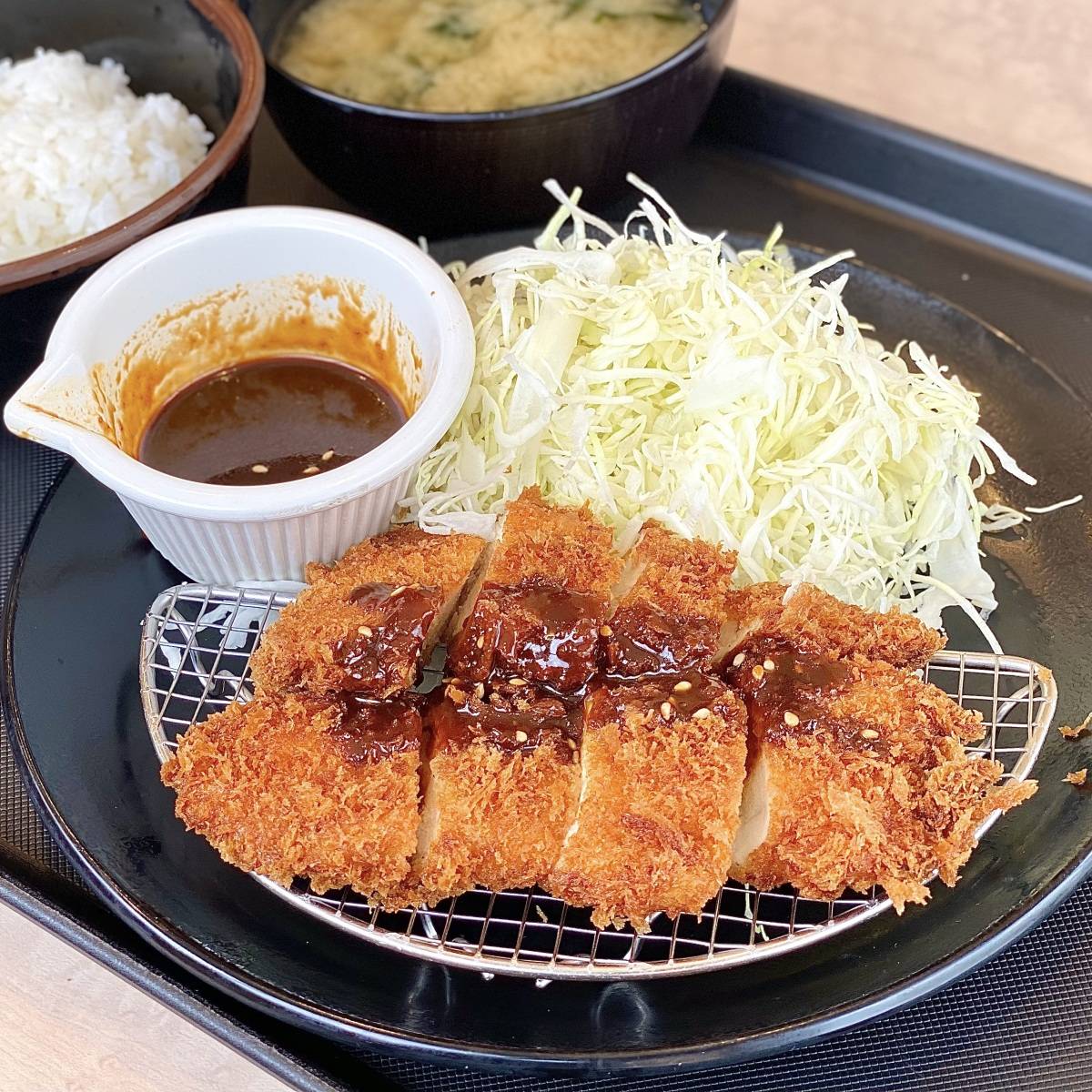 松のやの「味噌チキンむねかつ定食」