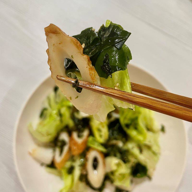 ニッスイ公式の「活ちくわとわかめのジュワッとごまポン酢」のレシピ