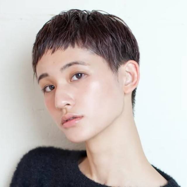 お洒落な外国人風ベリーショート