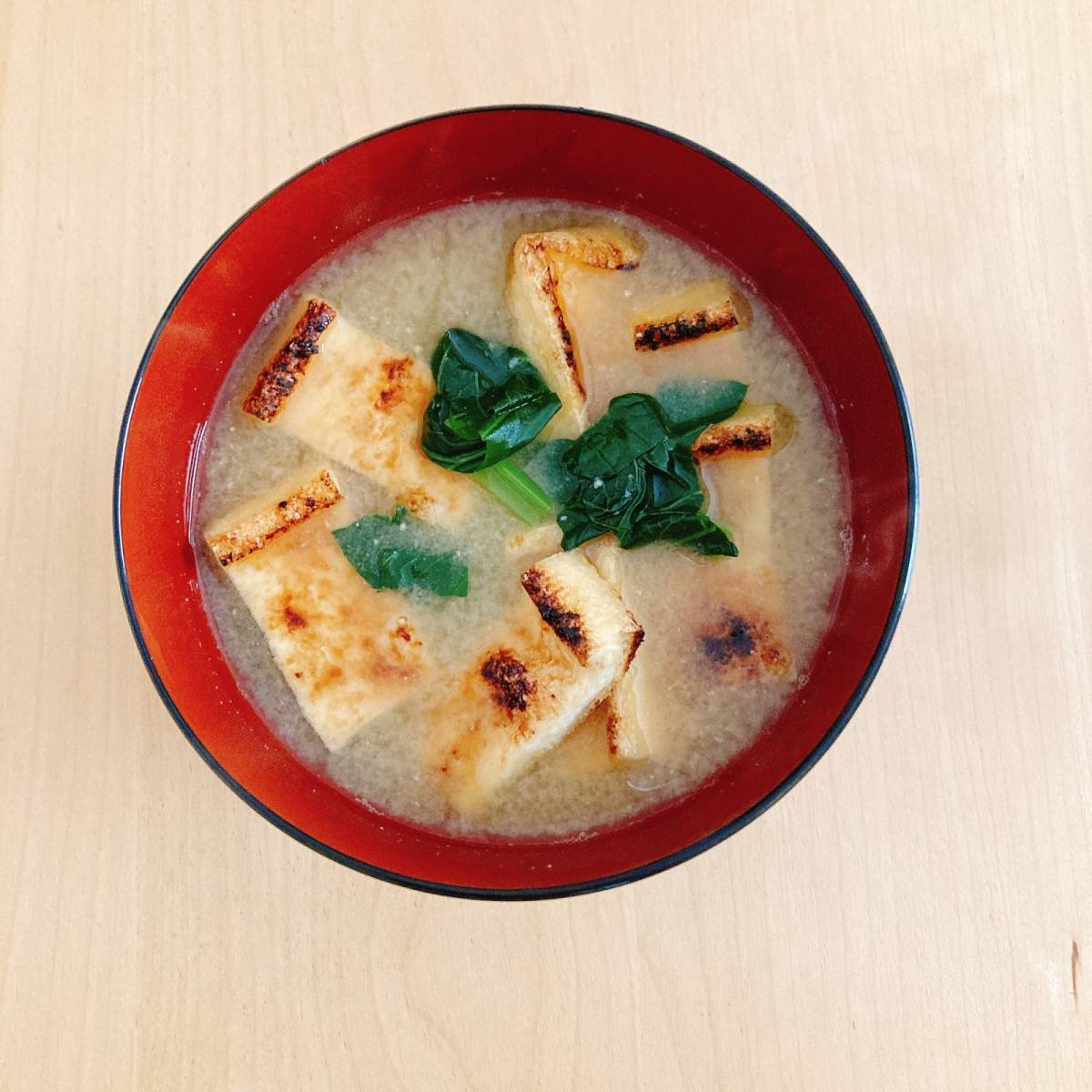 JAグループ公式の「さつまあげと小松菜のお味噌汁♪」のレシピ	