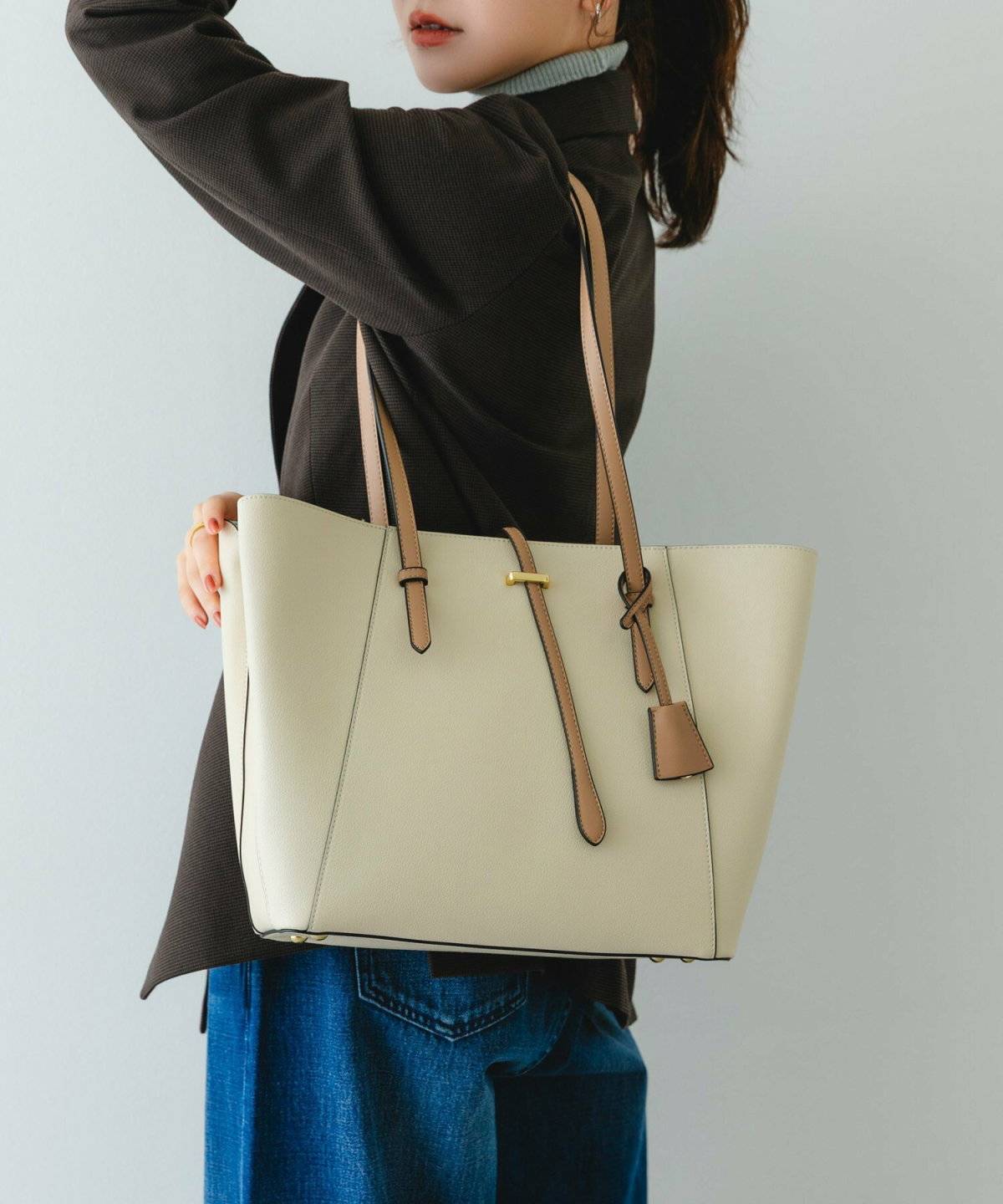 RODE SKO チャーム付A4トートバッグ