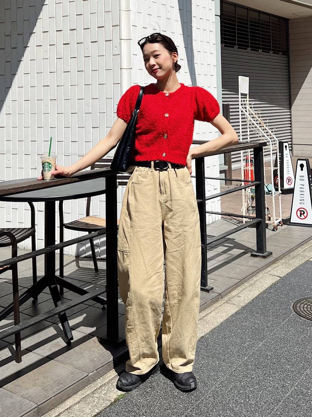 赤カーディガンをアクセントにする♡