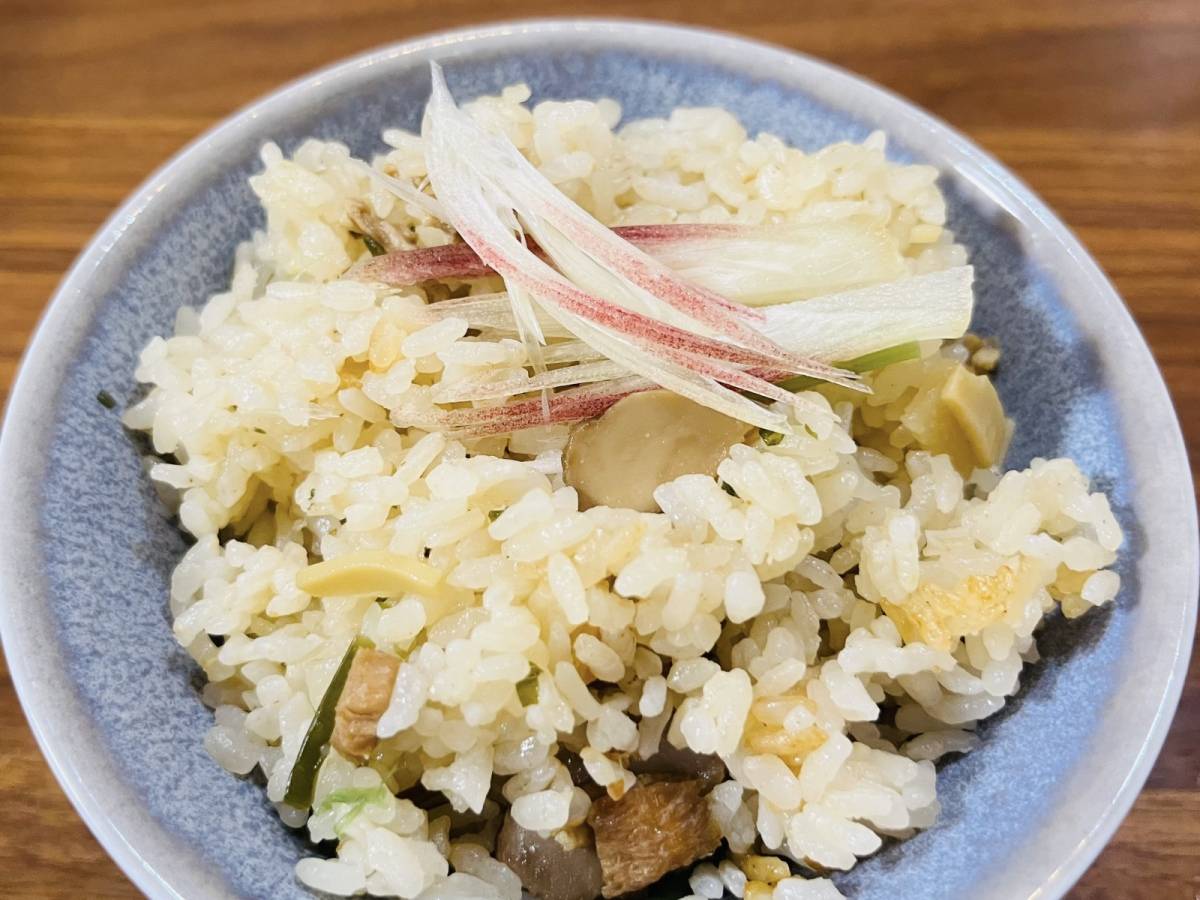 お米と炊くだけでできあがり！