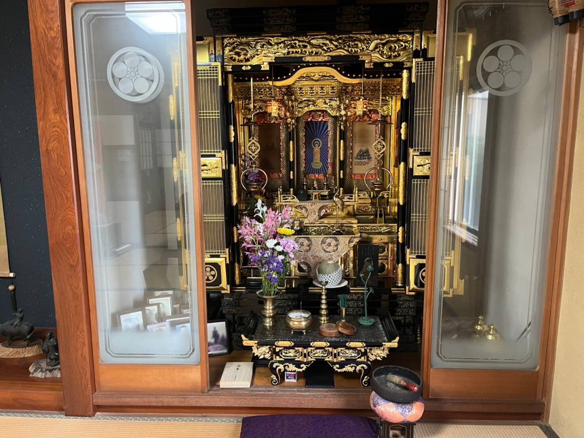 知ってる？お彼岸・お盆・命日で異なるお仏壇の作法
