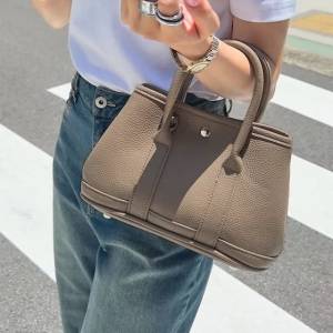 どこで買ったの？って聞かれるよ！見た目以上にたくさん入る「優秀バッグ」5選