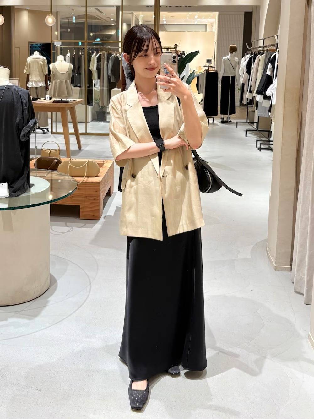 ハーフスリーブのジャケットを羽織る♡