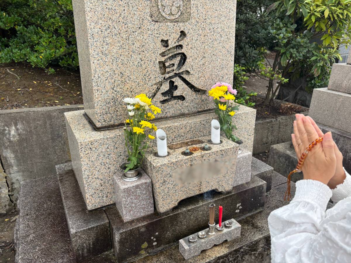お墓に水をかけすぎるのは逆効果？やりがちな失敗