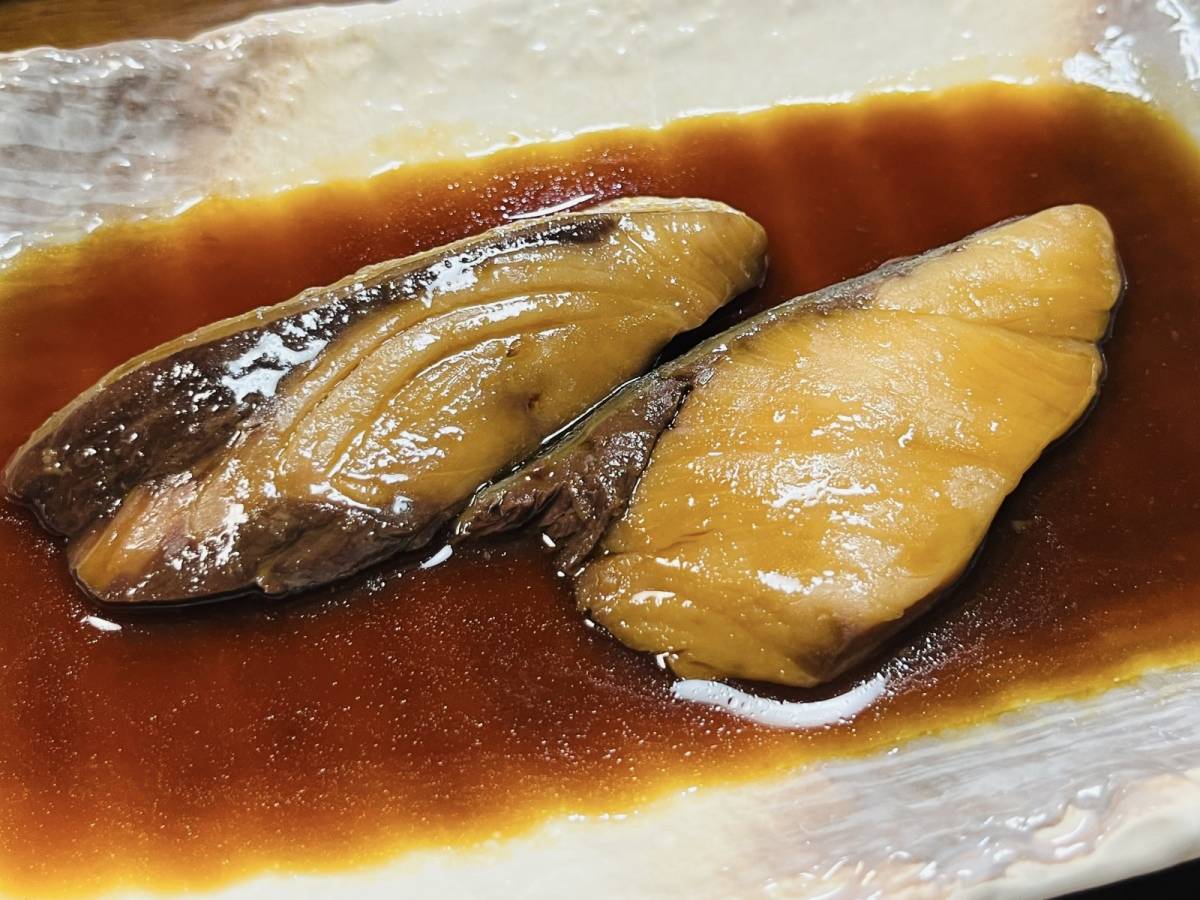 贅沢に国産ぶりを使用