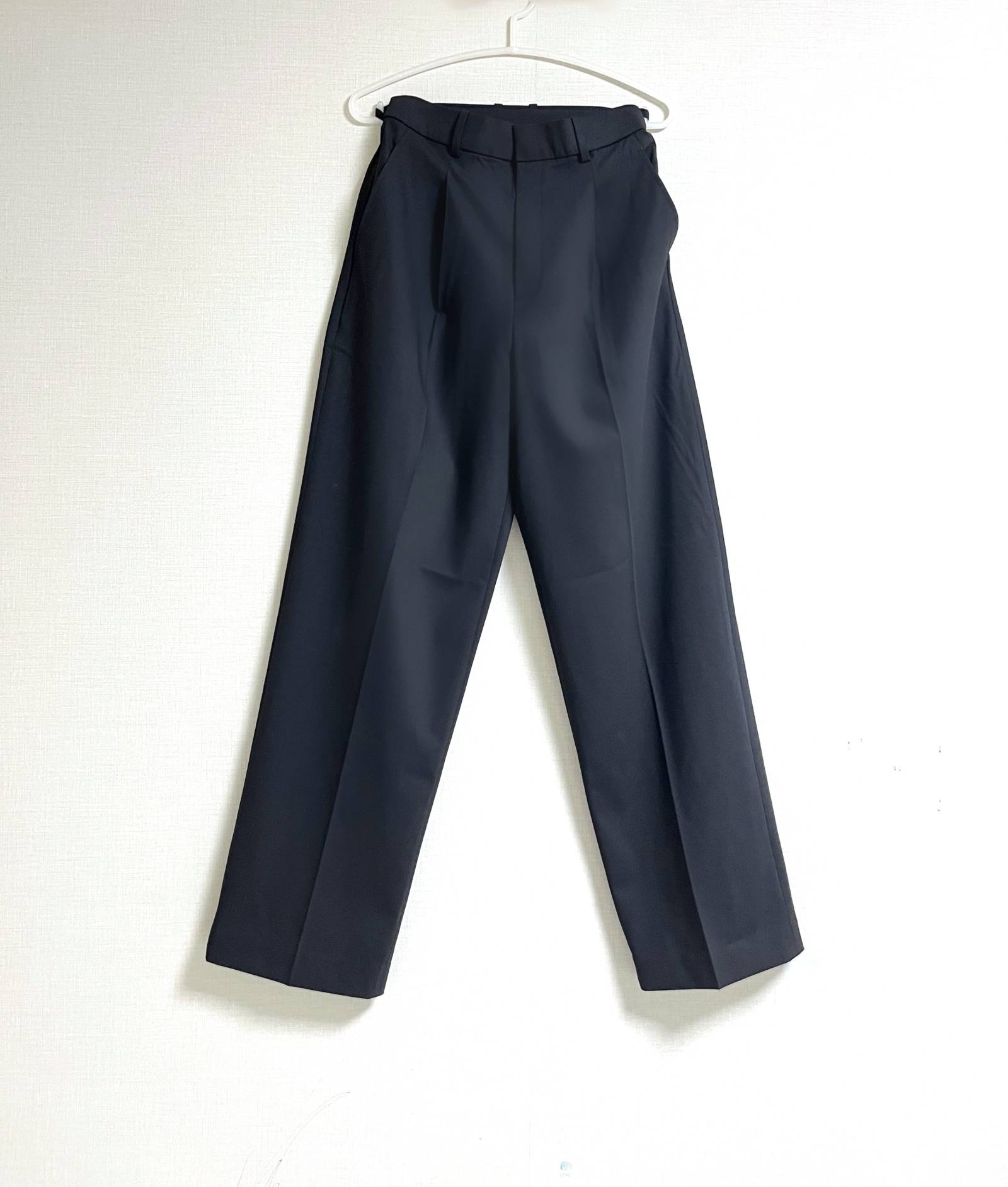 UNIQLOタックワイドパンツ