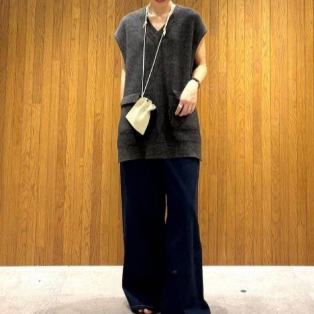 LAATO pocketed knit vest