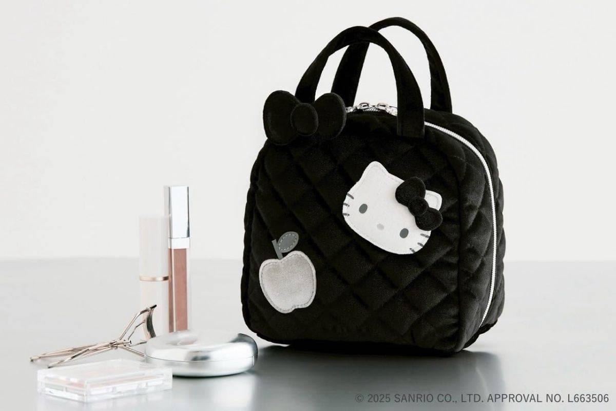 HELLO KITTY × BRILMY 中身が見えて時短がかなう ズボラに優しいコスメポーチ BOOK VELOUR BLACK ver.