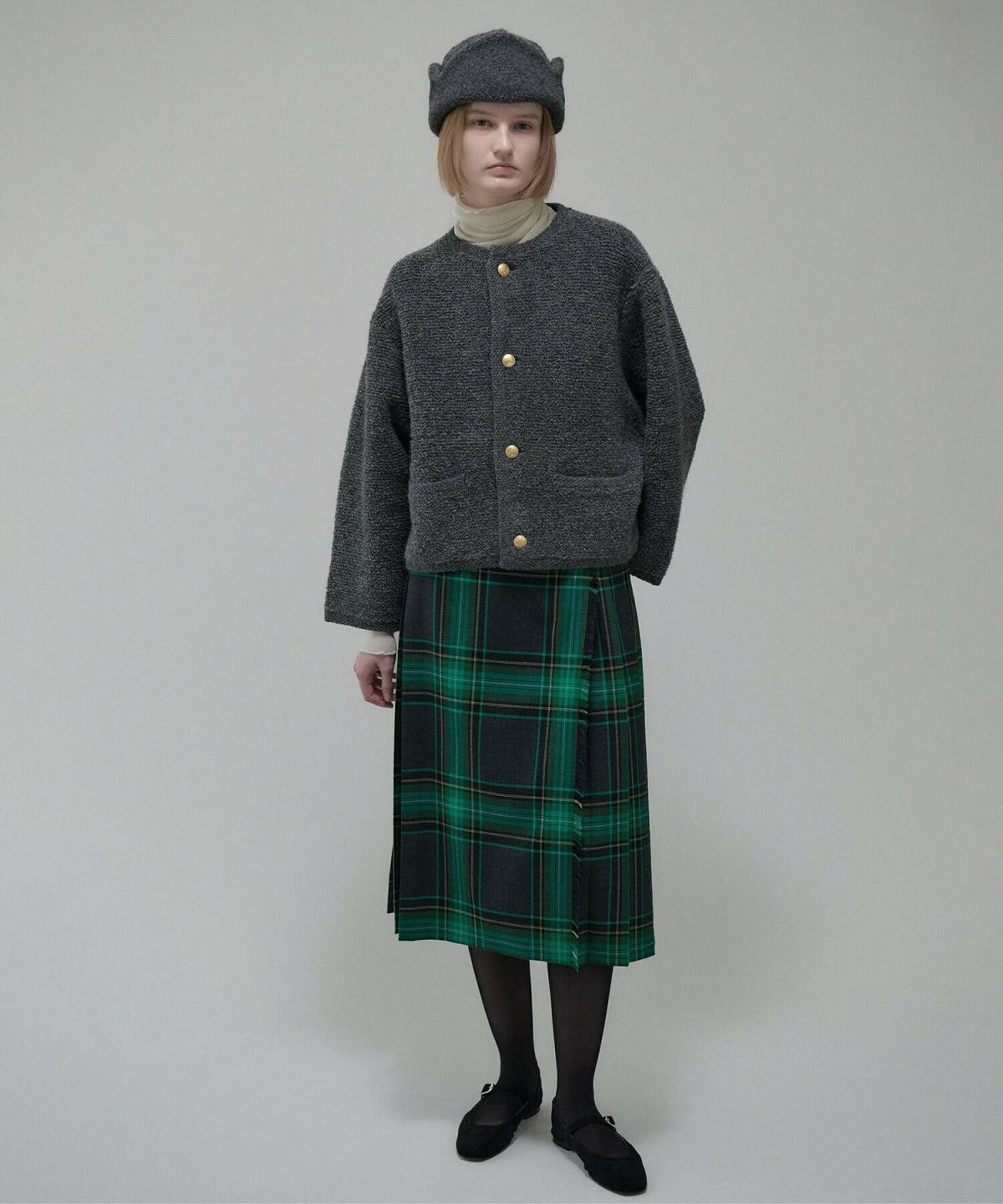 緑のスカートコーデ