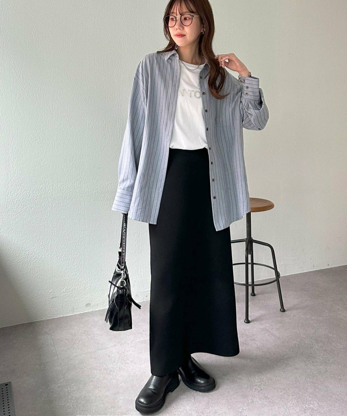 ストライプシャツレディースコーデ