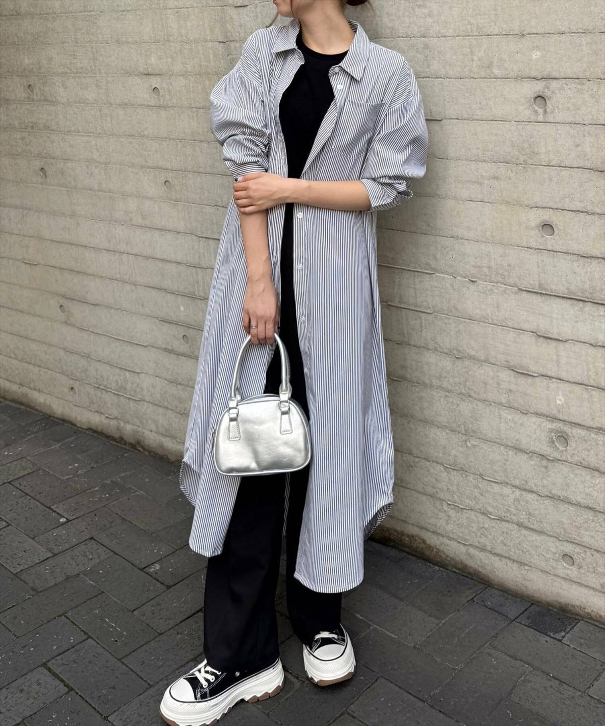 ストライプシャツレディースコーデ