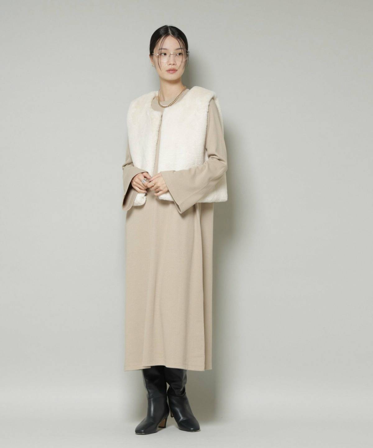 ファーベスト×ワンピースコーデ