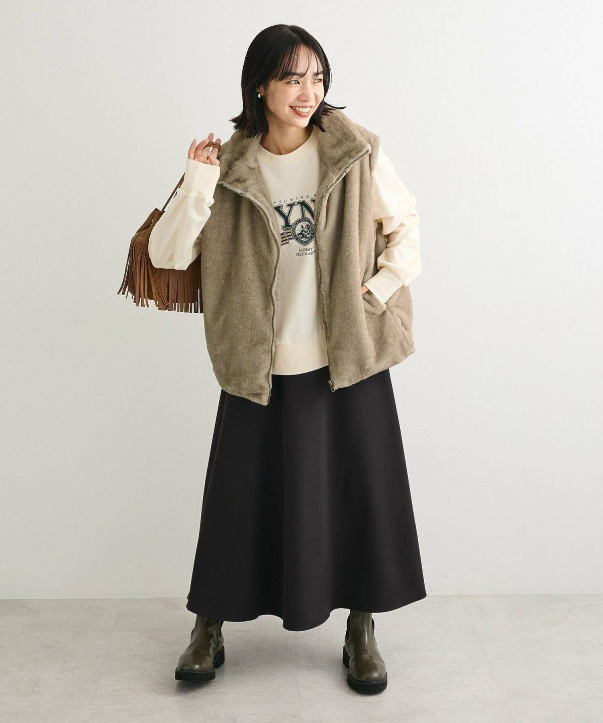 ロゴニット×ファーベストコーデ