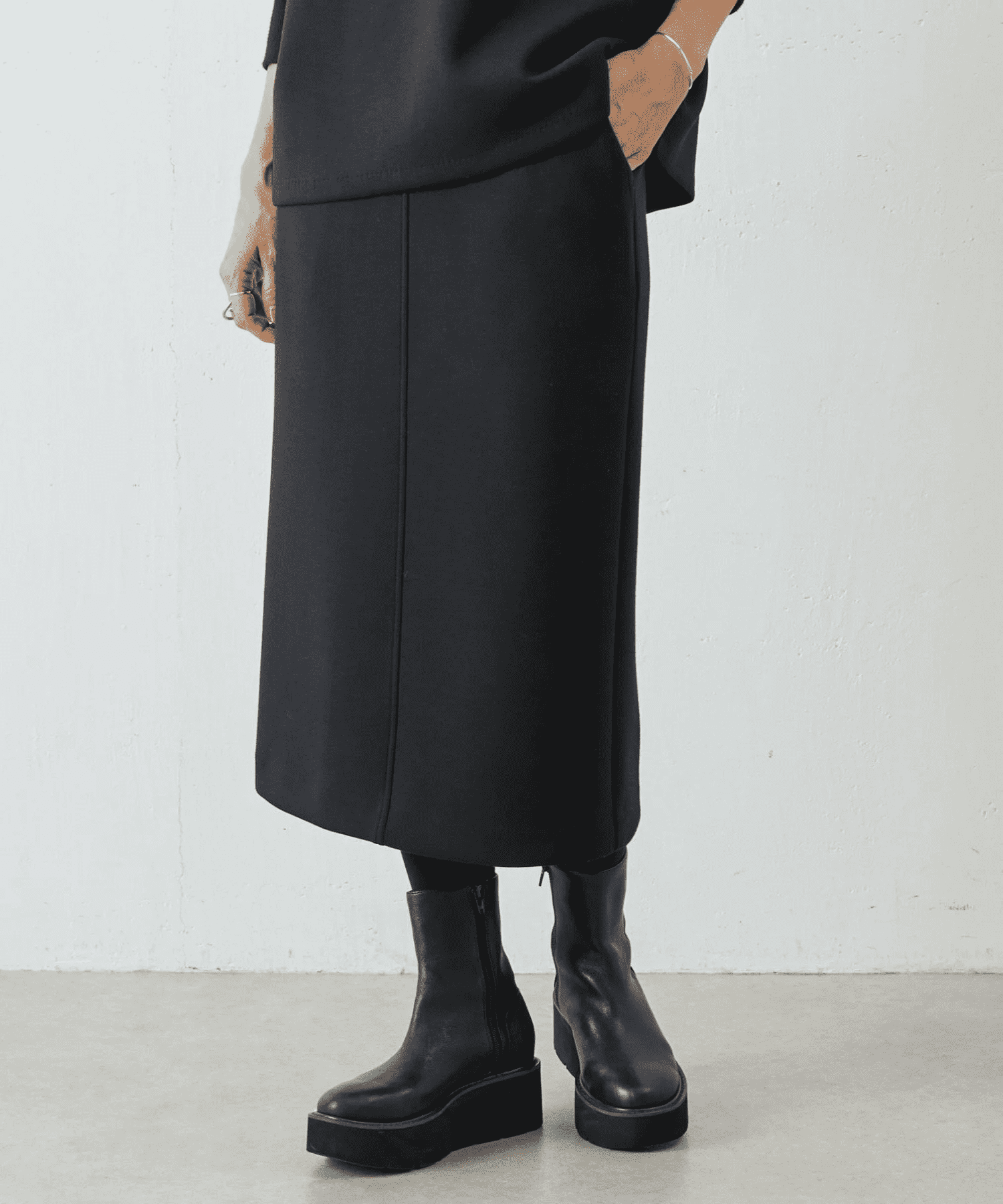 BEARDSLEY ダンボールタイトスカート