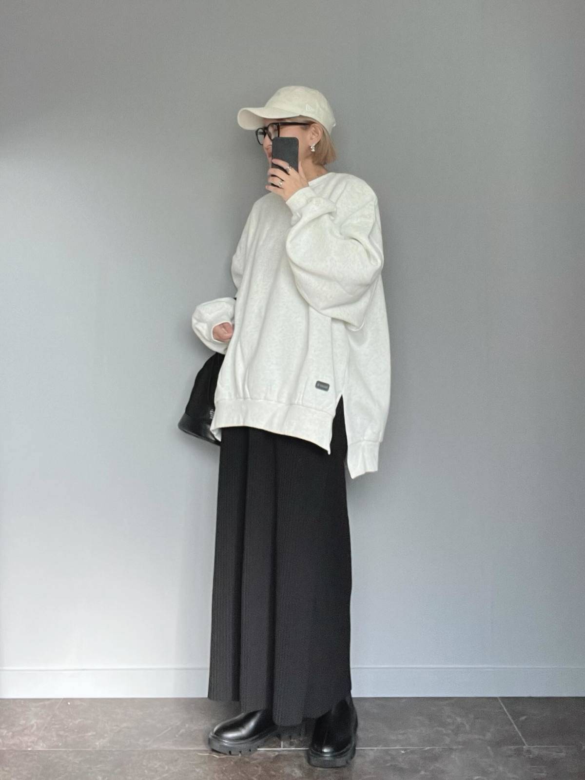 スウェット×ロングスカート