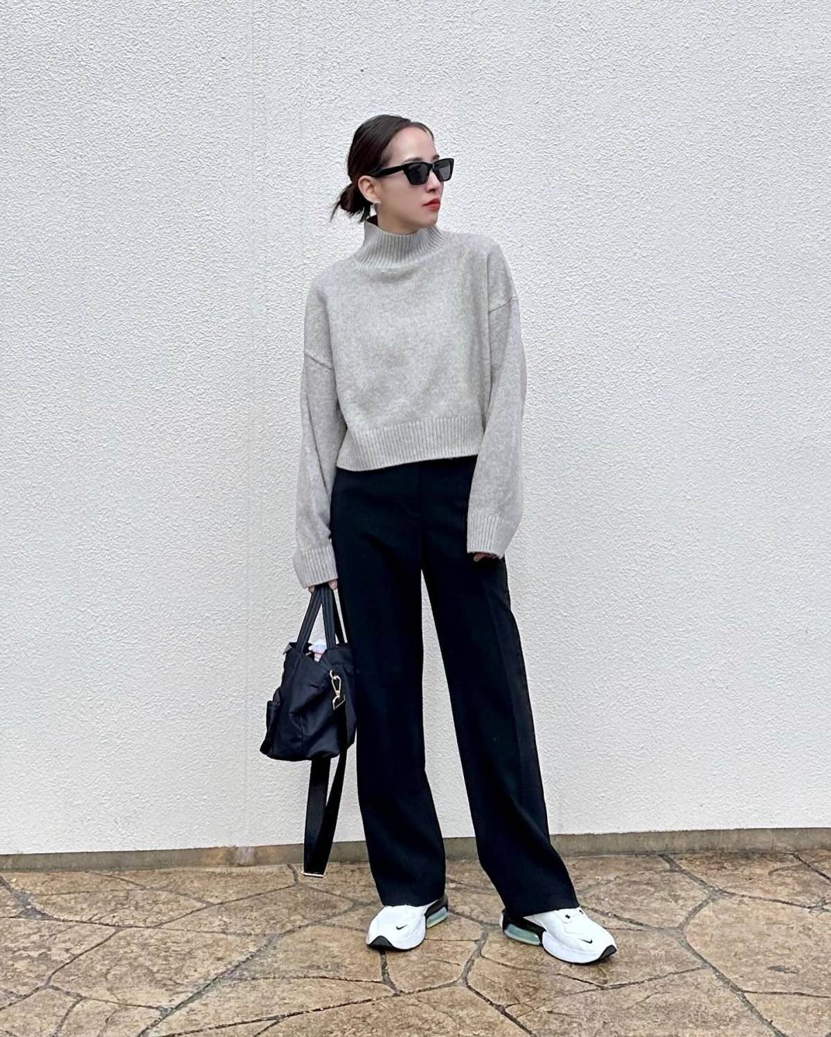 スニーカーで明るさをプラス♡