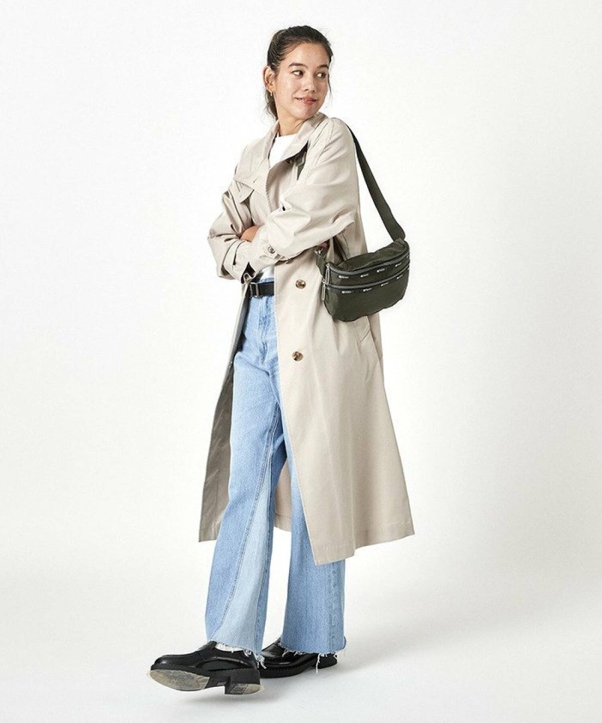 ボディバッグを使ったレディースコーデ