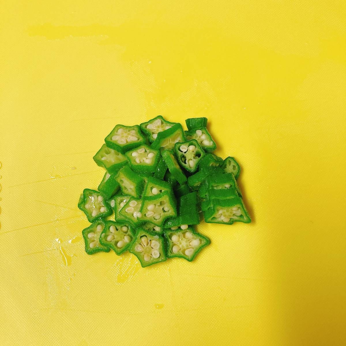 タカノフーズ公式の「美肌サラダ」のレシピ