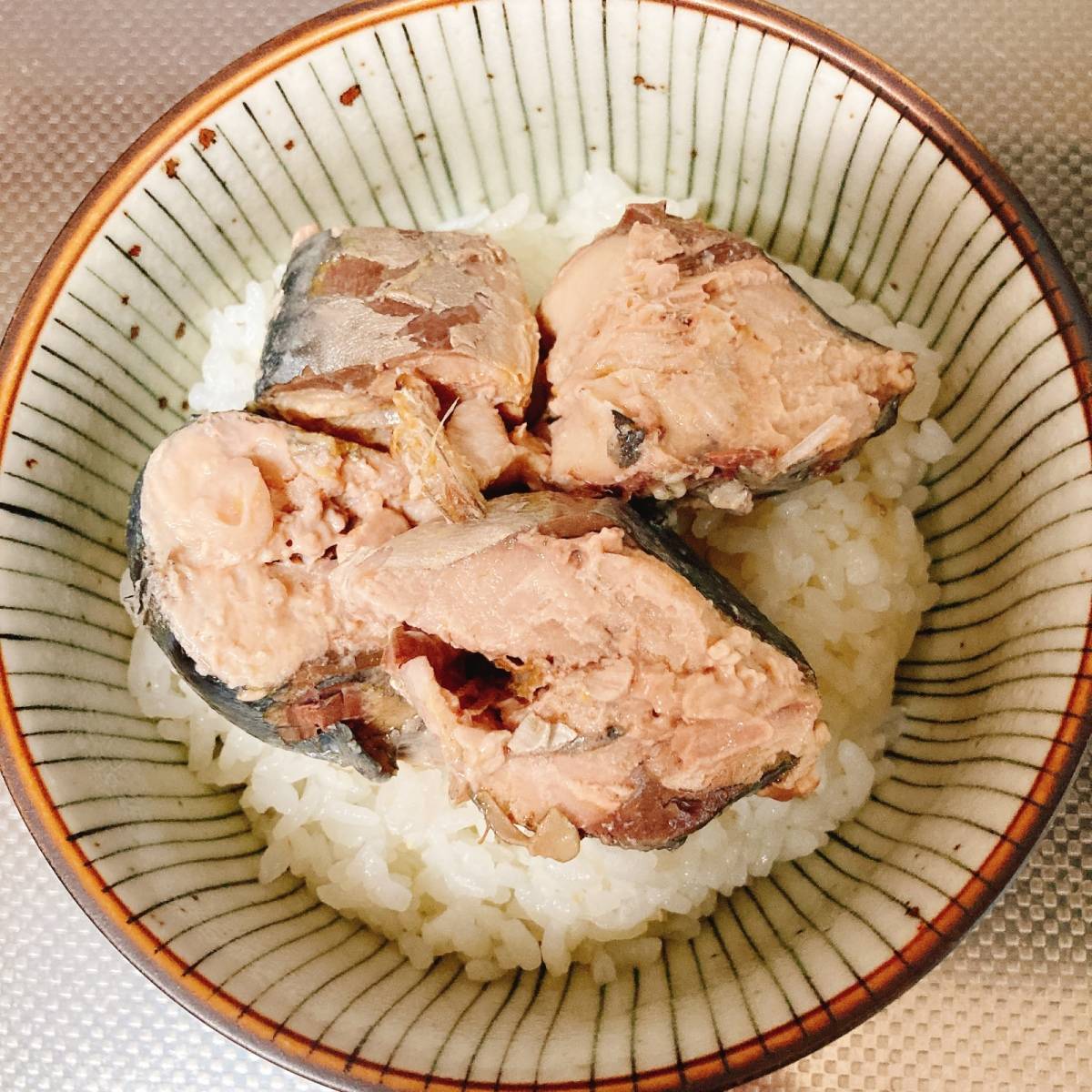 【サバ缶×めんつゆ】ヤマキ公式の「さば缶薬味丼」のレシピ