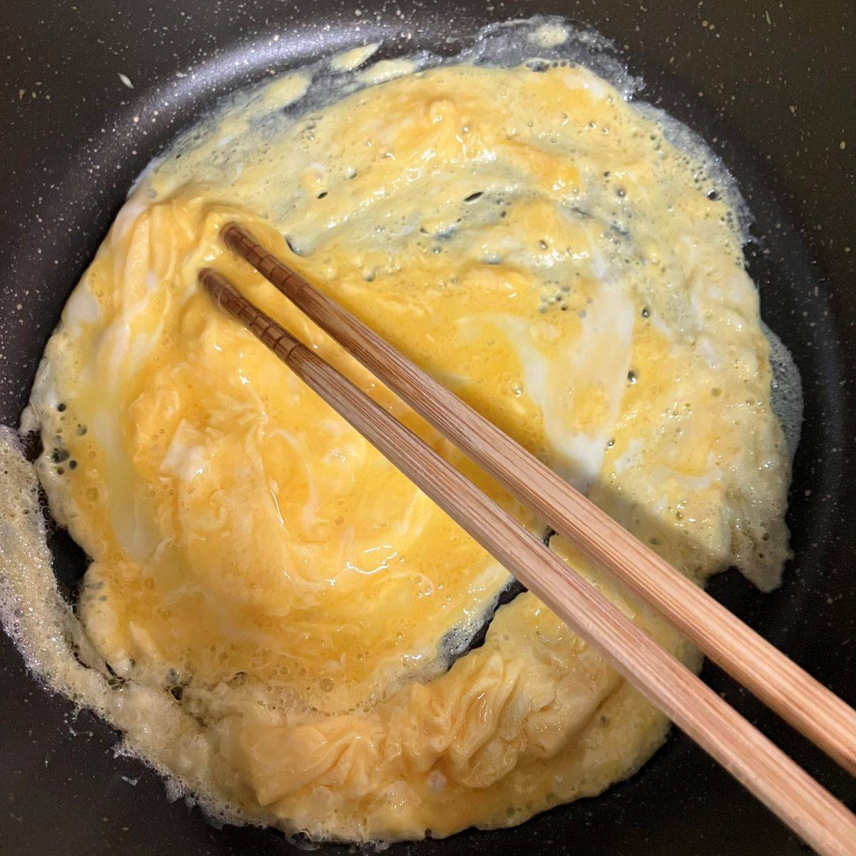 マルちゃん公式の「のりとたまごの納豆焼そば」のレシピ