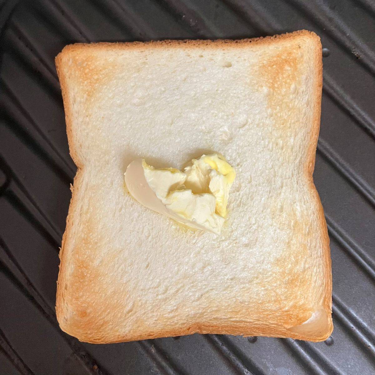 パスコ公式の「はちみつくるみの生トースト」のレシピ