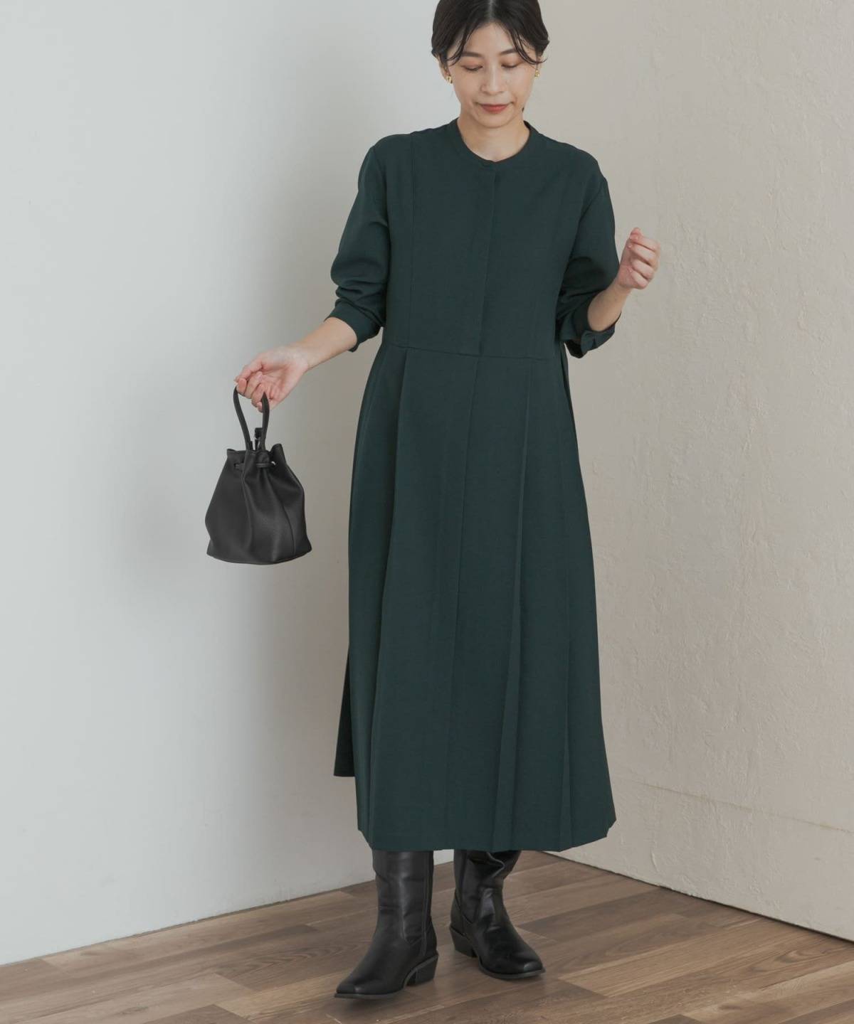 URBAN RESEARCH DOORS サイドプリーツ切替ワンピース