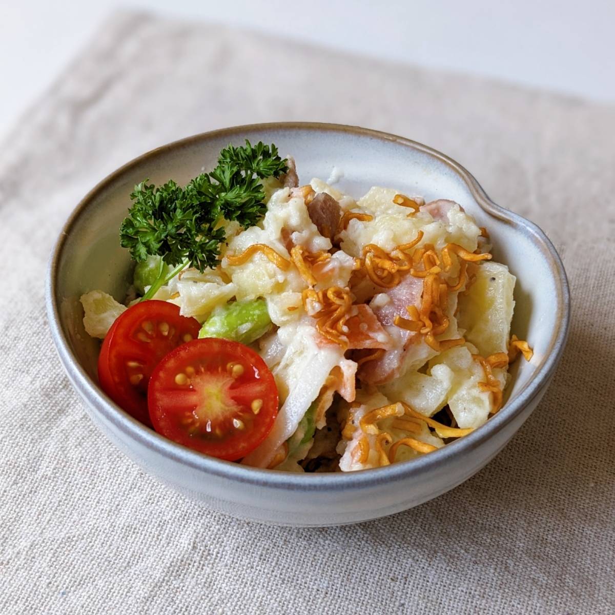 チキンラーメン公式の「簡単ヤバうま! チキラーポテサラ」のレシピ