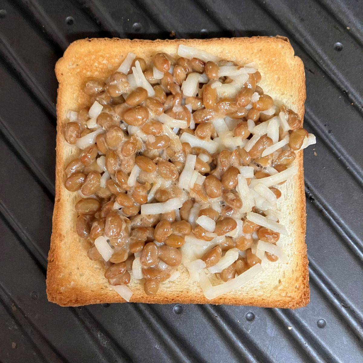 タカノフーズ公式の「たまごなっとースト」のレシピ