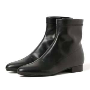 【2025年初冬】ガンガン使える！大人女子にぴったりな万能ブーツ5選