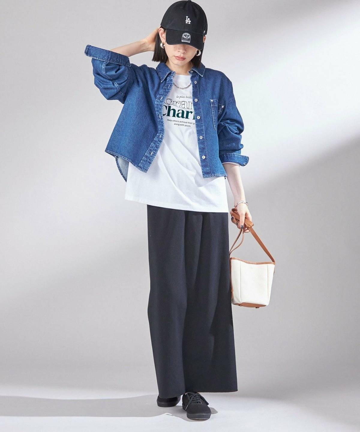 大人のキャップコーデ