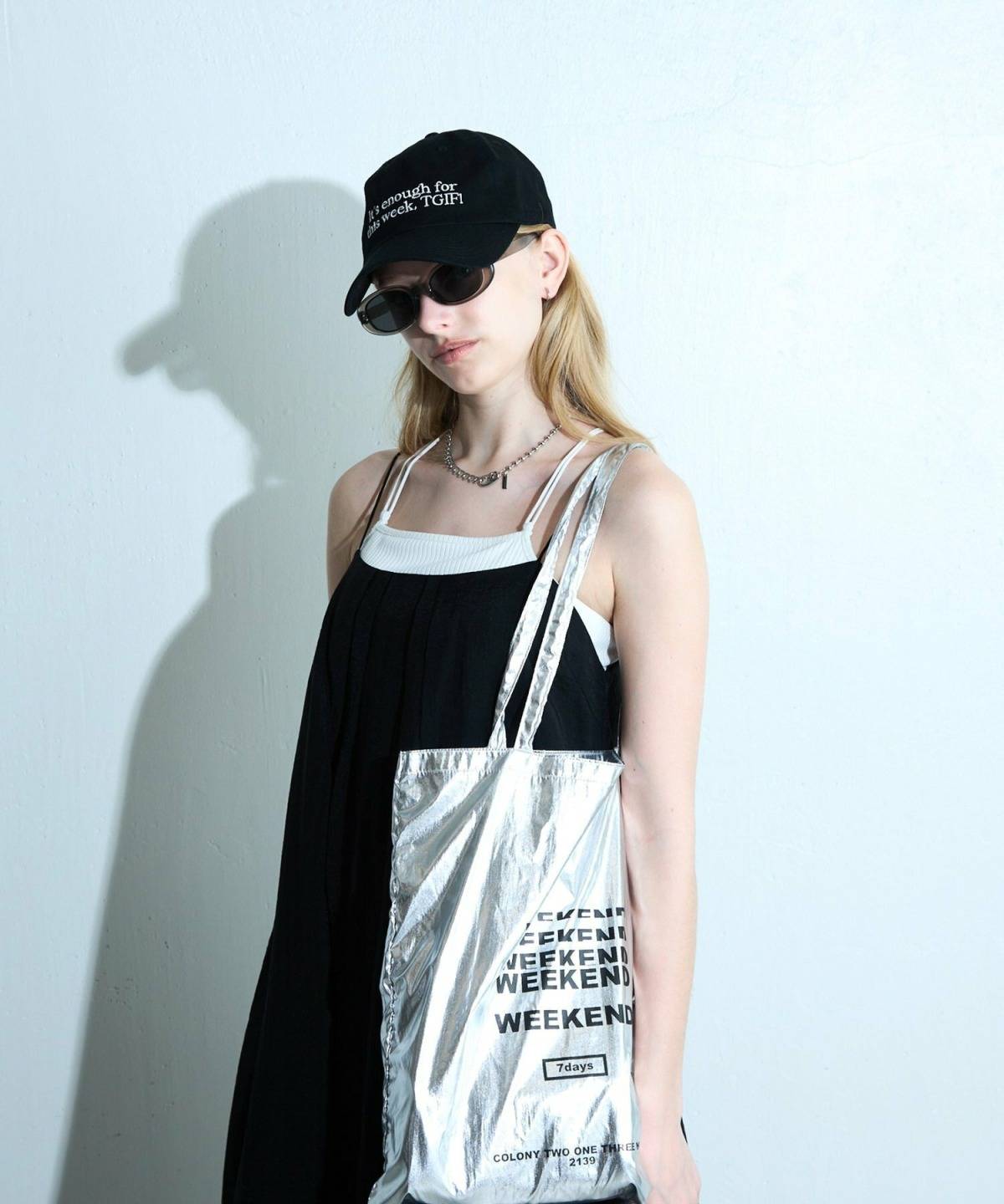 大人のキャップコーデ